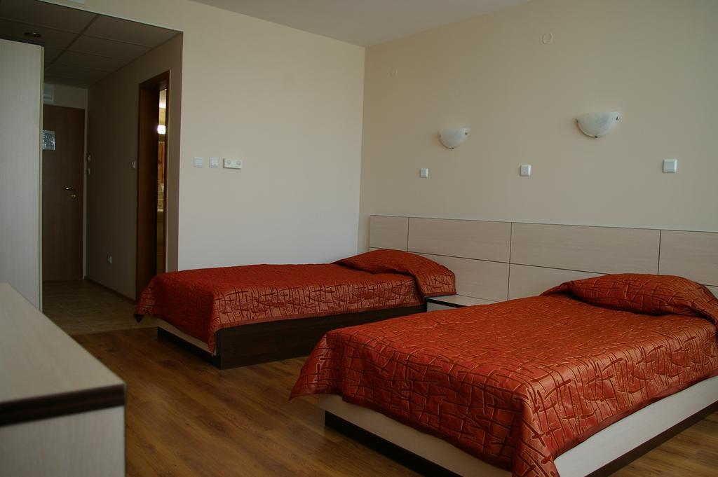 Hotel Atagen Pomorie Habitación foto